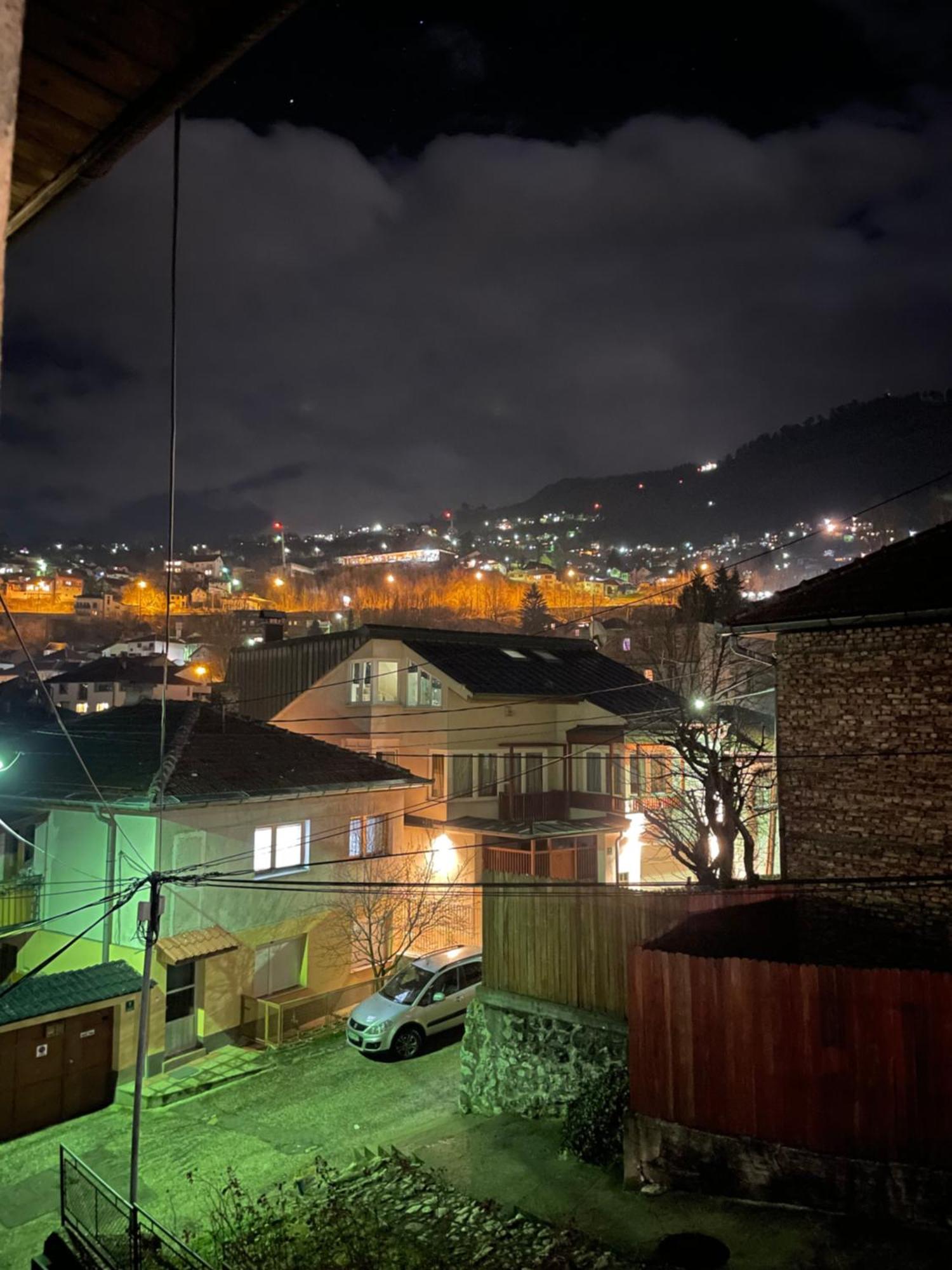 Inaya Apartman Free Parking Sarajevo Exterior photo
